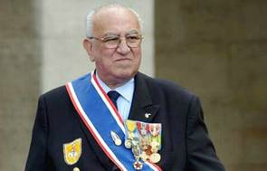 Roger Holeindre2