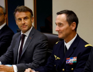 image_0931529_20251121_ob_616aa9_mandon-macron.png